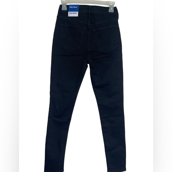 NWT Old Navy High rise supper skinny black jeans. Size 2 - Picture 4 of 6